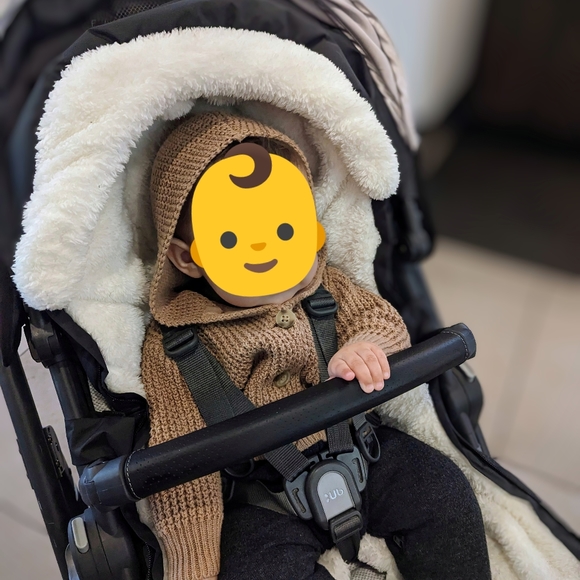 Old Navy 3-6m Walnut 100% Cotton Knit Cardigan - Picture 2 of 6